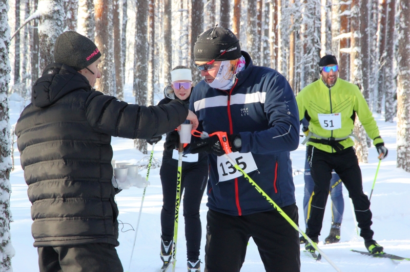 Klikkaamalla seuraava kuva