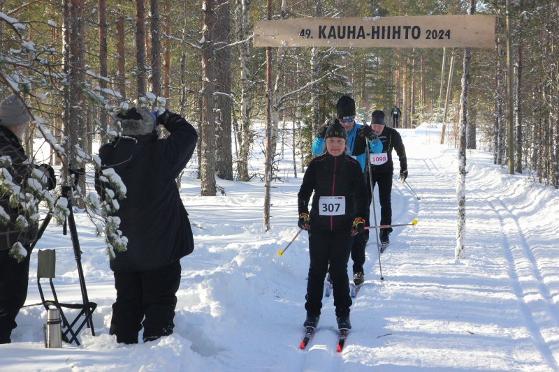 Klikkaamalla seuraava kuva